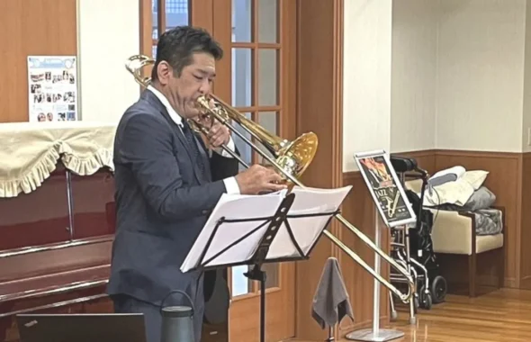 代表は音楽家でもあり音楽家ならではの視点で資産価値を守る修繕判断コンサル。無料相談受付中。介護施設の訪問演奏もお手伝いします。