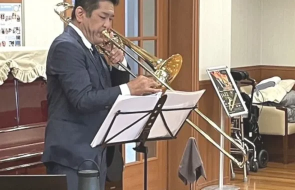 代表は音楽家でもあり音楽家ならではの視点で資産価値を守る修繕判断コンサル。無料相談受付中。介護施設の訪問演奏もお手伝いします。