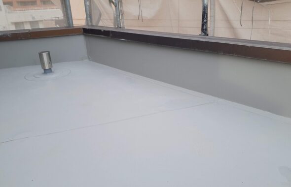 屋上防水は建物の維持管理に重要です。 ADEKAT Assistsにお任せください。